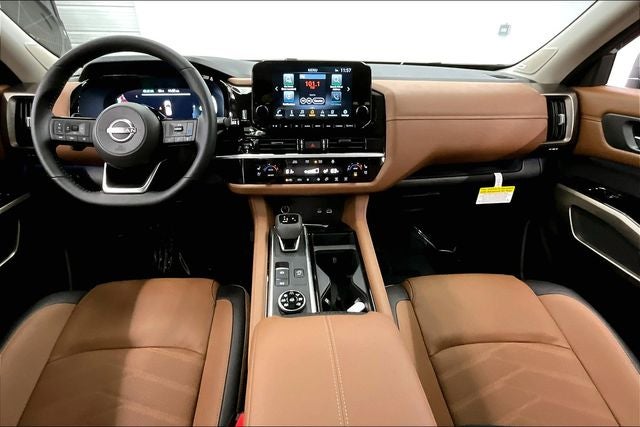 2025 Nissan Pathfinder Platinum 4WD - Cargo Package