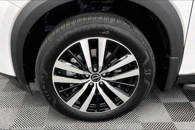 2025 Nissan Pathfinder Platinum 4WD - Black Appearance, Cargo, Lighting Pkgs