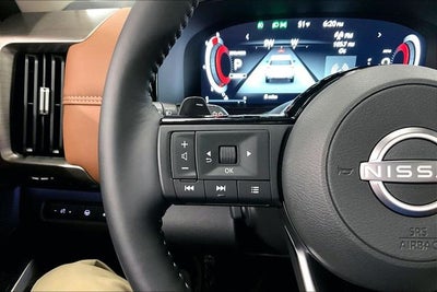 2025 Nissan Pathfinder Platinum 4WD - Black Appearance, Cargo, Lighting Pkgs