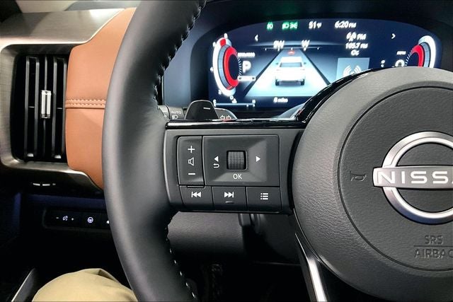 2025 Nissan Pathfinder Platinum 4WD - Black Appearance, Cargo, Lighting Pkgs