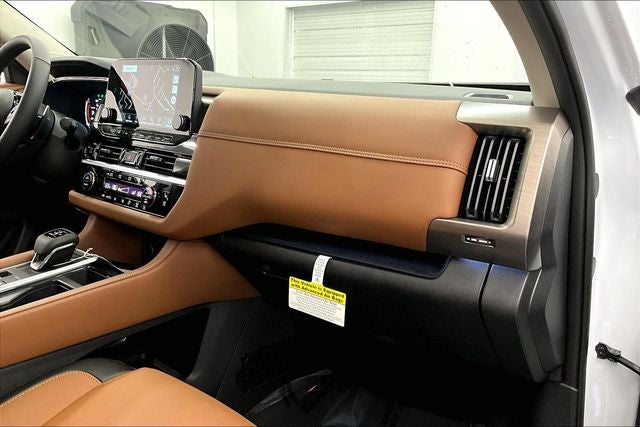 2025 Nissan Pathfinder Platinum 4WD - Black Appearance, Cargo, Lighting Pkgs