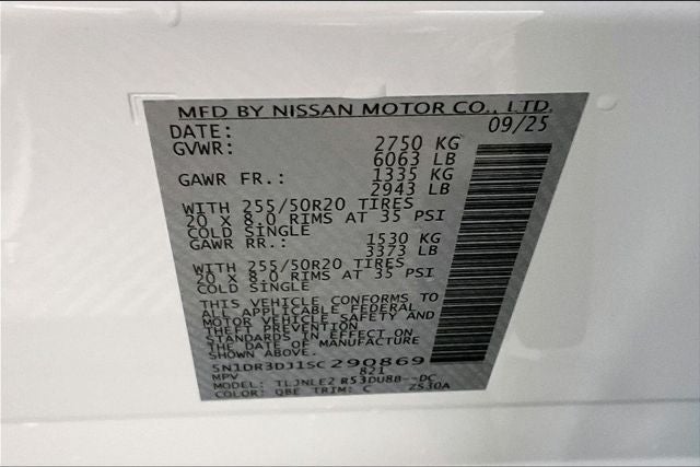 2025 Nissan Pathfinder Platinum 4WD - Black Appearance, Cargo, Lighting Pkgs