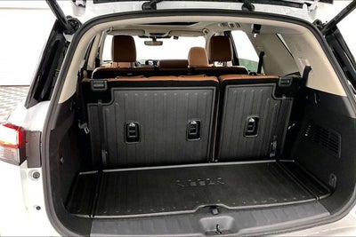 2025 Nissan Pathfinder Platinum 4WD - Black Appearance, Cargo, Lighting Pkgs