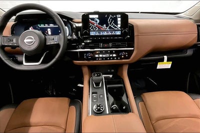 2025 Nissan Pathfinder Platinum 4WD - Black Appearance, Cargo, Lighting Pkgs