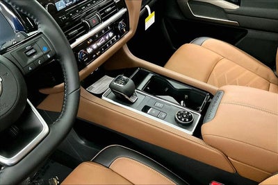 2025 Nissan Pathfinder Platinum 4WD - Black Appearance, Cargo, Lighting Pkgs