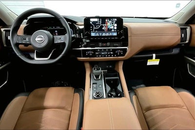 2025 Nissan Pathfinder Platinum 4WD - Black Appearance, Cargo, Lighting Pkgs