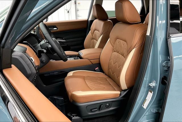 2026 Nissan Pathfinder Platinum 4WD - Cargo Package
