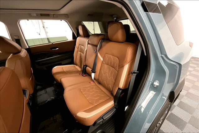 2026 Nissan Pathfinder Platinum 4WD - Cargo Package