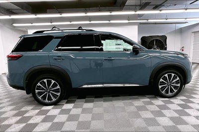 2026 Nissan Pathfinder Platinum 4WD - Cargo Package