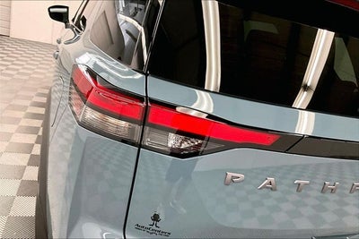 2026 Nissan Pathfinder Platinum 4WD - Cargo Package