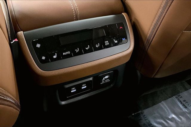 2026 Nissan Pathfinder Platinum 4WD - Cargo Package