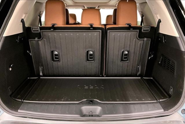 2026 Nissan Pathfinder Platinum 4WD - Cargo Package