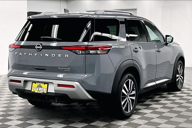 2025 Nissan Pathfinder Platinum