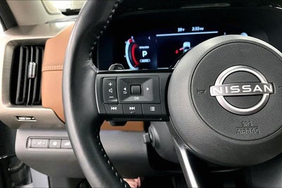 2025 Nissan Pathfinder Platinum