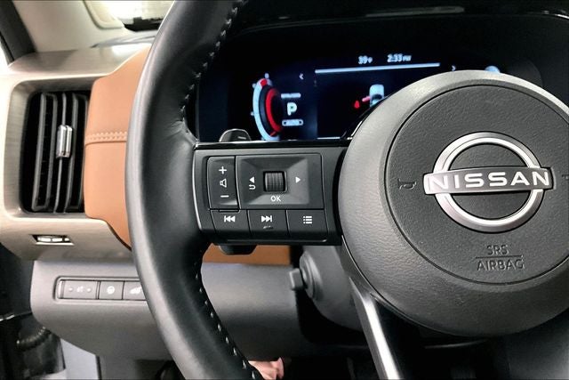 2025 Nissan Pathfinder Platinum