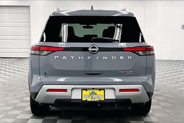 2025 Nissan Pathfinder Platinum