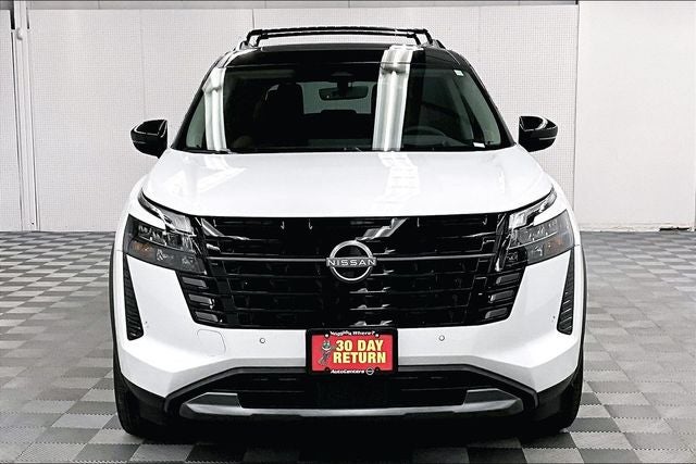 2026 Nissan Pathfinder Platinum 4WD - Cargo Package