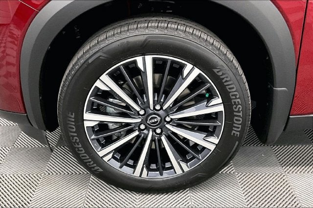 2026 Nissan Pathfinder Platinum 4WD - Accent, Cargo, Lighting Pkgs