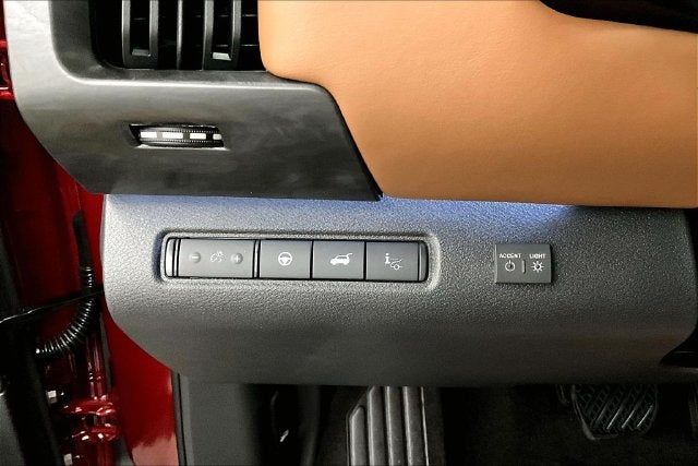 2026 Nissan Pathfinder Platinum 4WD - Accent, Cargo, Lighting Pkgs