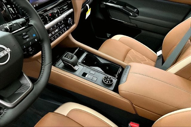 2026 Nissan Pathfinder Platinum 4WD - Accent, Cargo, Lighting Pkgs