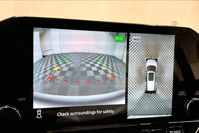 2025 Nissan Pathfinder Platinum 4WD - Black Appearance, Cargo, Lighting Pkgs