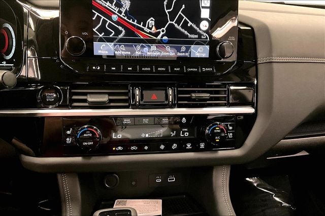 2025 Nissan Pathfinder Platinum 4WD - Black Appearance, Cargo, Lighting Pkgs