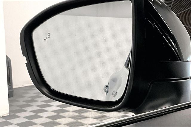 2025 Nissan Pathfinder Platinum 4WD - Black Appearance, Cargo, Lighting Pkgs