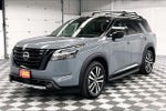 2025 Nissan Pathfinder Platinum 4WD - Black Appearance, Cargo, Lighting Pkgs