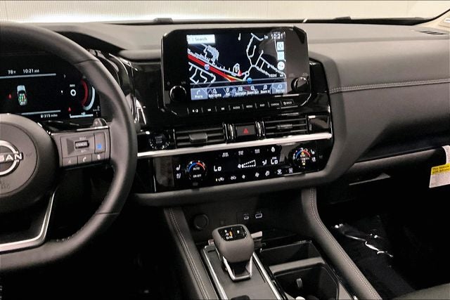 2025 Nissan Pathfinder Platinum 4WD - Black Appearance, Cargo, Lighting Pkgs