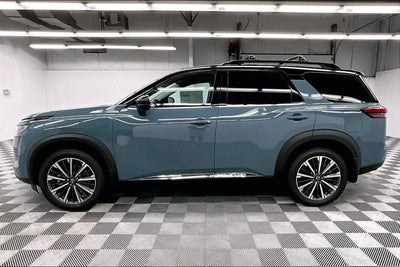 2026 Nissan Pathfinder Platinum 4WD - Accent and Cargo Packages