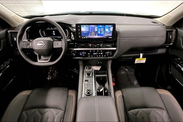 2026 Nissan Pathfinder Platinum 4WD - Accent and Cargo Packages
