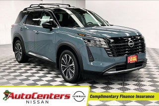 2026 Nissan Pathfinder Platinum 4WD - Accent and Cargo Packages