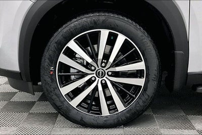 2025 Nissan Pathfinder Platinum 4WD - Black Appearance, Lighting, Cargo Pkgs