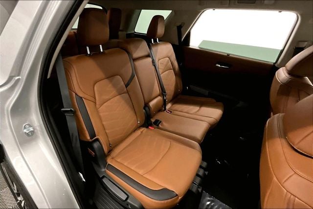 2025 Nissan Pathfinder Platinum 4WD - Black Appearance, Lighting, Cargo Pkgs