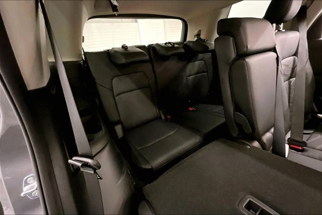 2025 Nissan Pathfinder Platinum 4WD - Black Appearance, Lighting, Cargo Pkgs