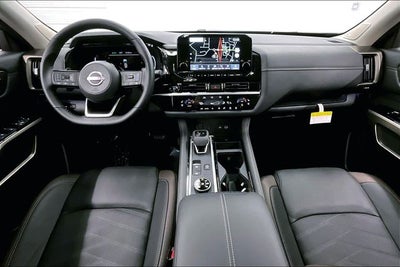 2025 Nissan Pathfinder Platinum 4WD - Black Appearance, Lighting, Cargo Pkgs