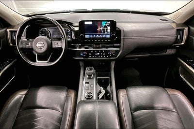 2023 Nissan Pathfinder Platinum 4x4 - Pano Roof - Htd/Cooled Leather
