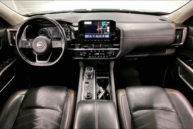 2023 Nissan Pathfinder Platinum 4x4 - Pano Roof - Htd/Cooled Leather