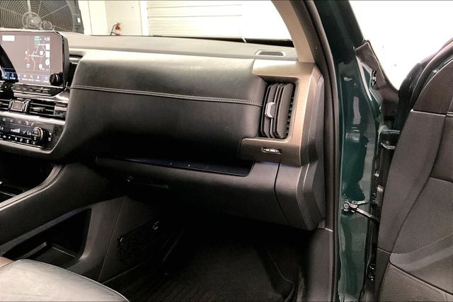 2023 Nissan Pathfinder Platinum 4x4 - Pano Roof - Htd/Cooled Leather