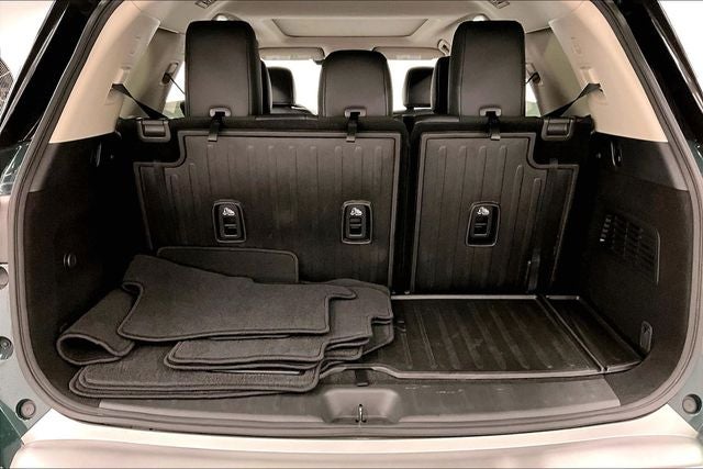 2023 Nissan Pathfinder Platinum 4x4 - Pano Roof - Htd/Cooled Leather