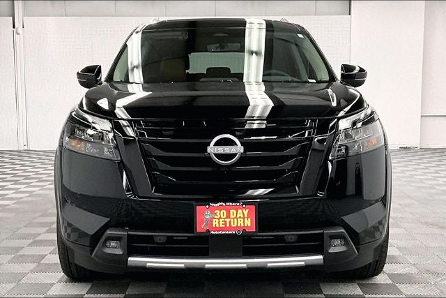 2025 Nissan Pathfinder Platinum 4WD - Black Appearance, Lighting, Cargo Pkgs