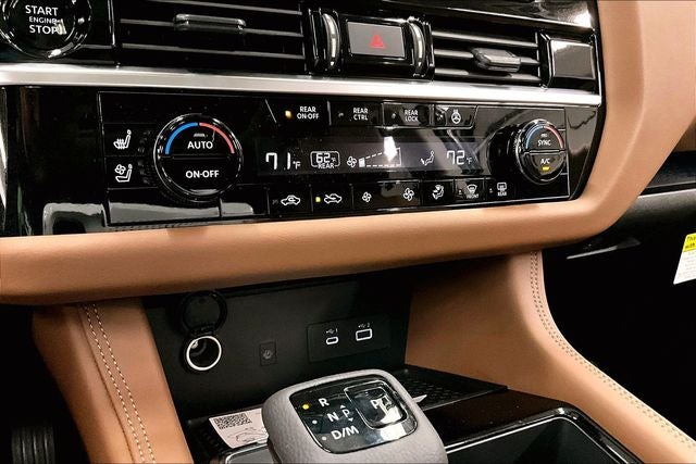 2025 Nissan Pathfinder Platinum 4WD - Black Appearance, Lighting, Cargo Pkgs