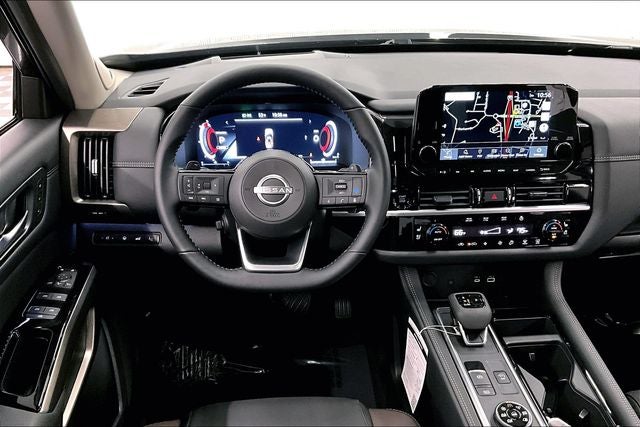 2025 Nissan Pathfinder Platinum 4WD - Black Appearance, Lighting, Cargo Pkgs