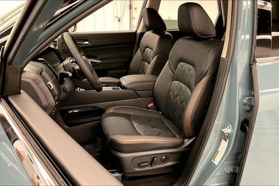 2026 Nissan Pathfinder Platinum 4WD - Cargo Package