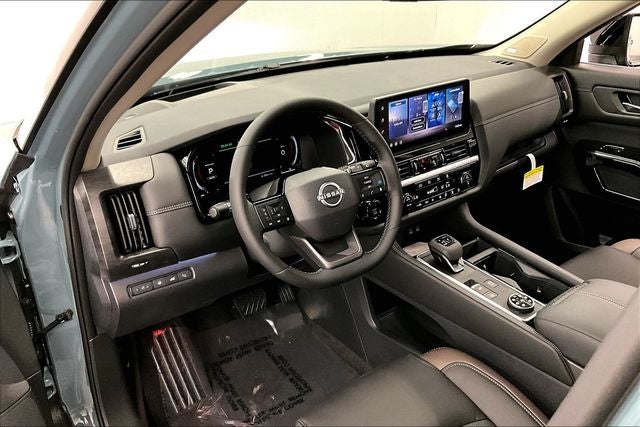 2026 Nissan Pathfinder Platinum 4WD - Cargo Package