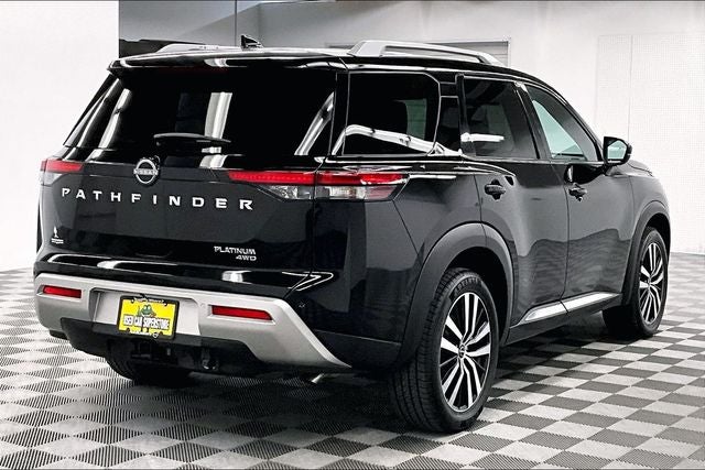 2025 Nissan Pathfinder Platinum
