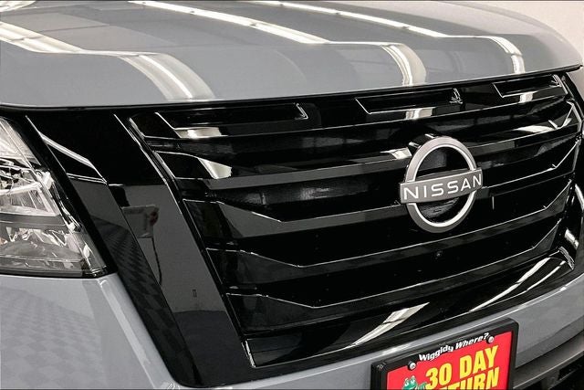 2025 Nissan Pathfinder Platinum 4WD - Black Appearance, Lighting, Cargo Pkgs