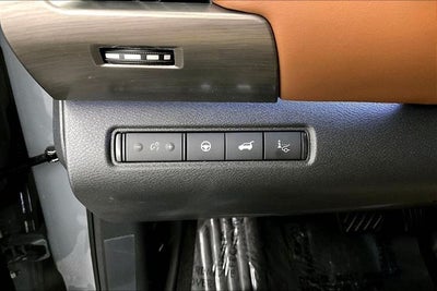 2025 Nissan Pathfinder Platinum 4WD - Black Appearance, Lighting, Cargo Pkgs