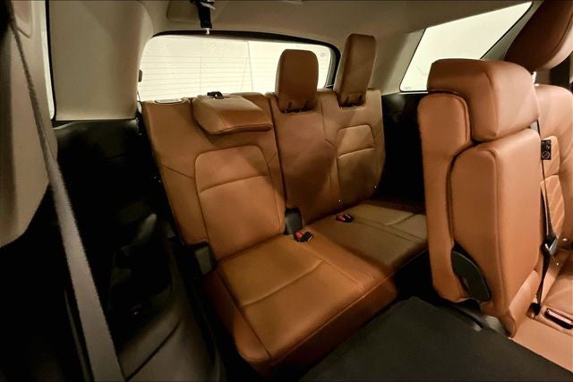 2025 Nissan Pathfinder Platinum 4WD - Black Appearance, Lighting, Cargo Pkgs