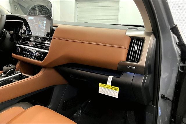 2025 Nissan Pathfinder Platinum 4WD - Black Appearance, Lighting, Cargo Pkgs